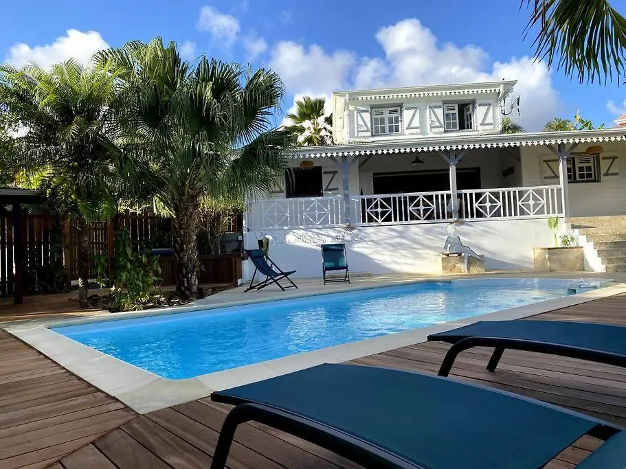 La Villa D'A Cote Le Marin