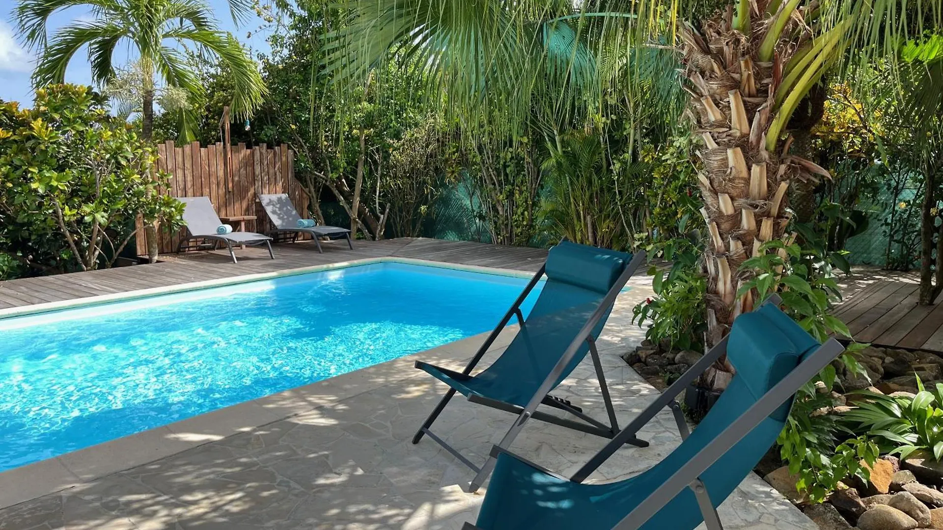 La Villa D'A Cote Le Marin