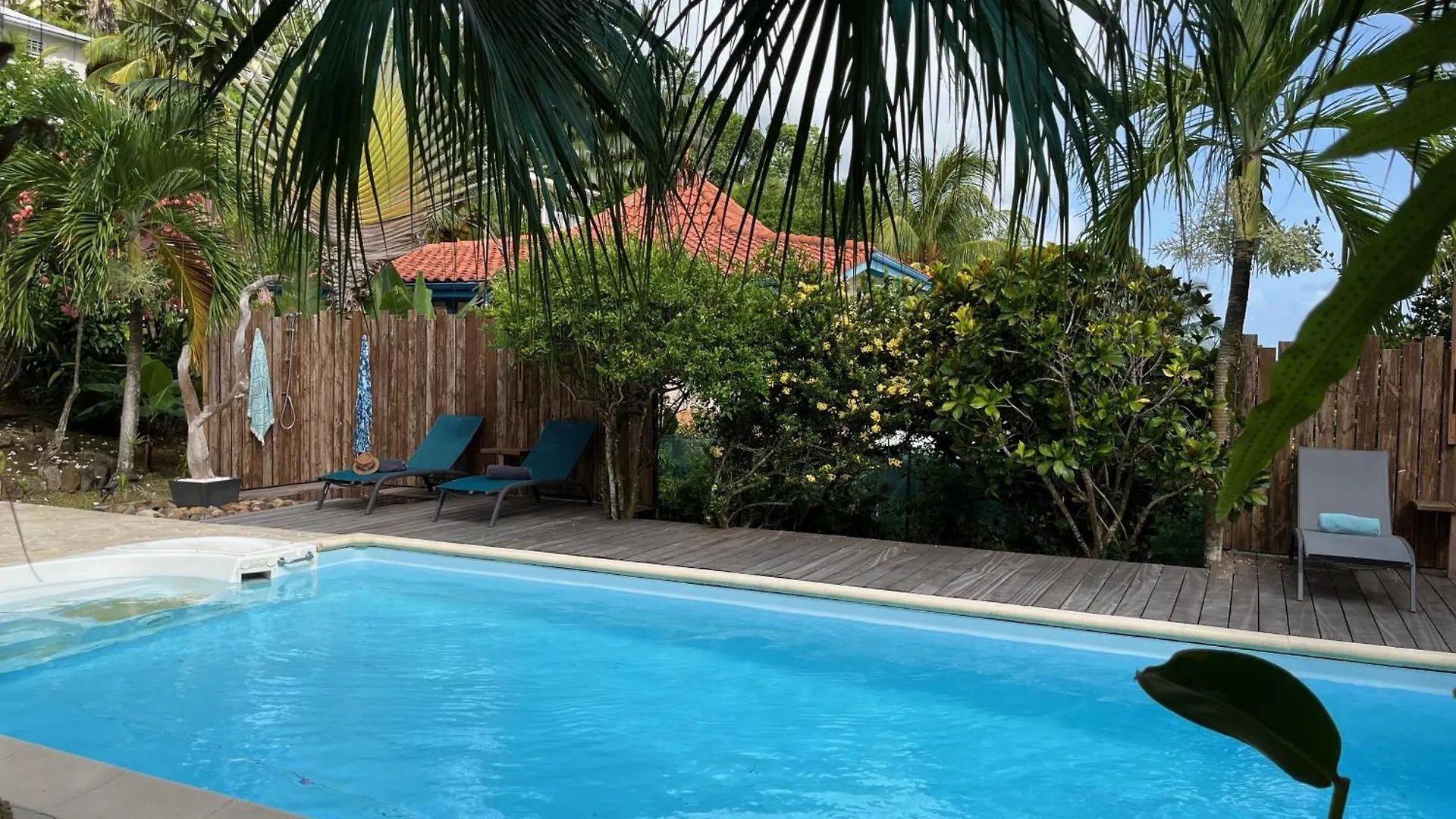 La Villa D'A Cote Le Marin
